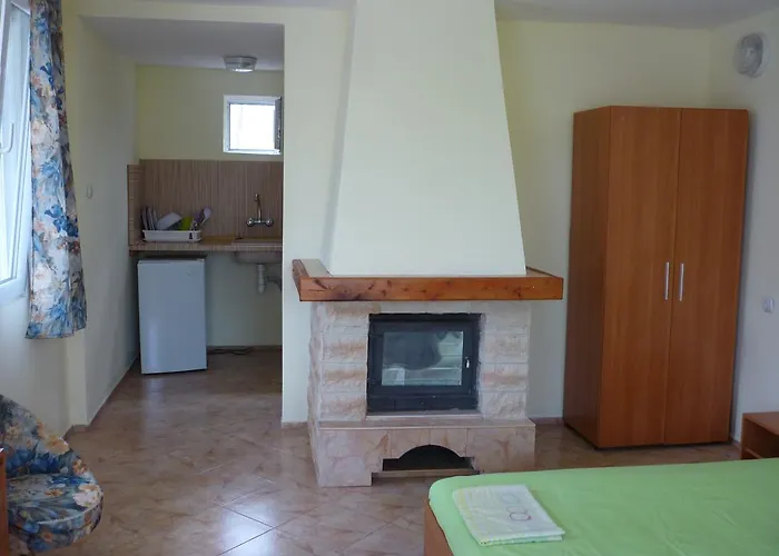 Nimpha Kamchia (Varna)